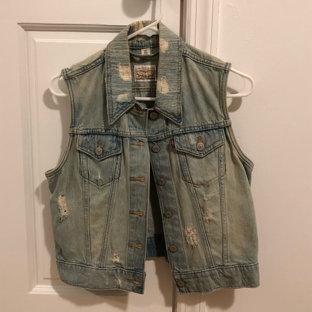 Levi’s distressed denim vest